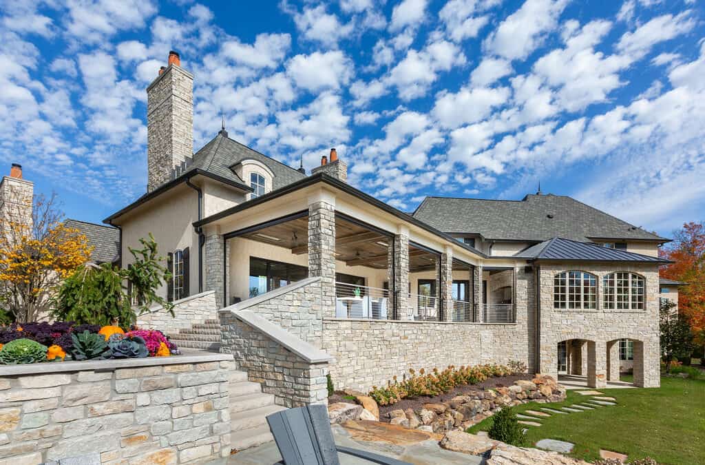 Elevate Your Home’s Exterior: A 12 Step Guide to Stunning Renovations